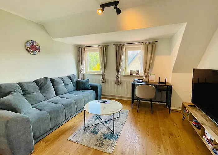 Naturnahe In Der Burgenstadt Apartament Schlitz